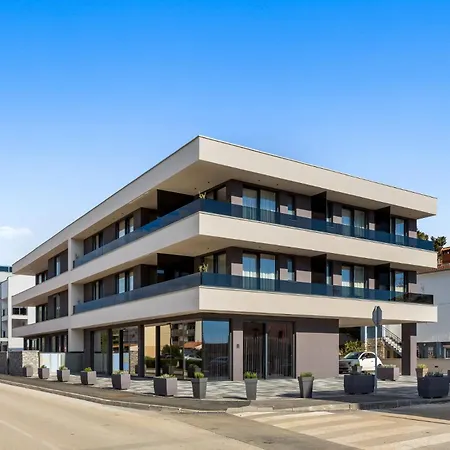 Gostinjska kuća Fly - S6 - Mpolo 3*